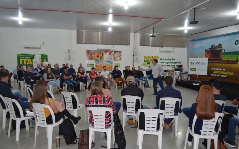 Cooperitaipu inicia nova turma de Jovens Cooperativistas Catarinenses