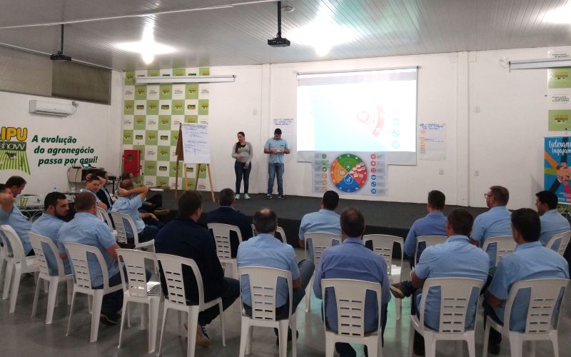 Cooperitaipu aposta na formação de líderes para excelência organizacional