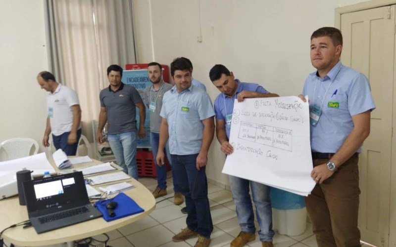 Cooperitaipu mantém treinamento constante de suas equipes de trabalho