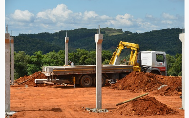 Tecnoeste: obras em ritmo acelerado