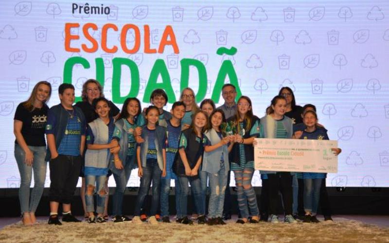 Vencedores do prêmio Escola Cidadã da Fundação Aury Luiz Bodanese