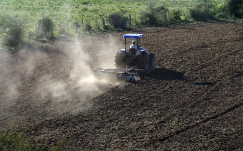 Governo amplia investimentos para pequenos e médios produtores rurais