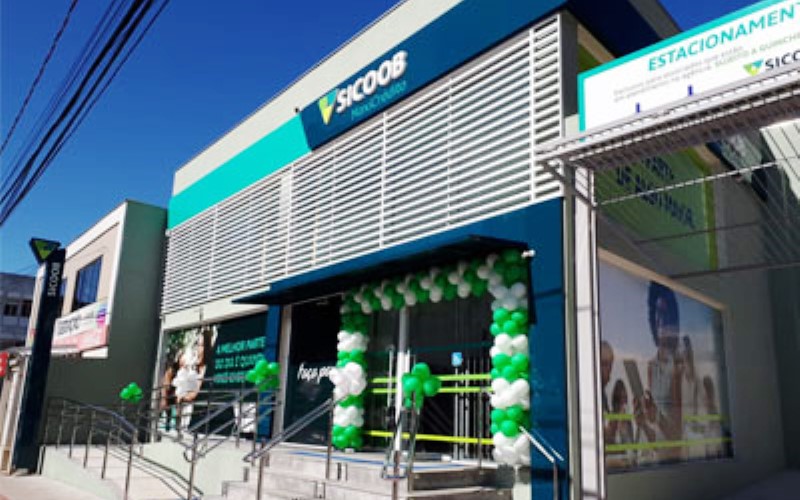 Sicoob MaxiCrédito inaugura duas novas agências