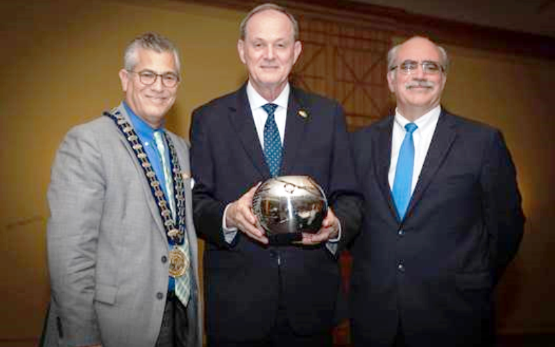 Sicredi recebe prêmio internacional