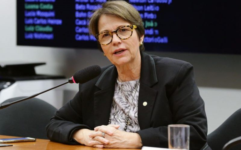 Ministra Tereza Cristina diz que vai democratizar mais o crédito agrícola